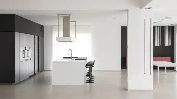 PORCELAINE